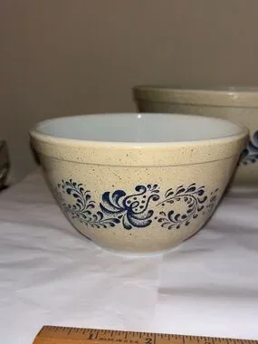 Pyrex | Kitchen | Vintage Pyrex Homestead 4402403404 Set Of 4 Mixing ...